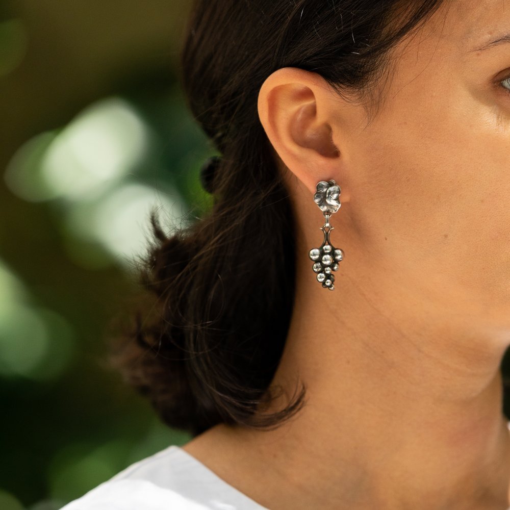 Estate Georg Jensen Grape Sterling Silver Dangle Pierced Earrings by Harald Nielsen No. 40