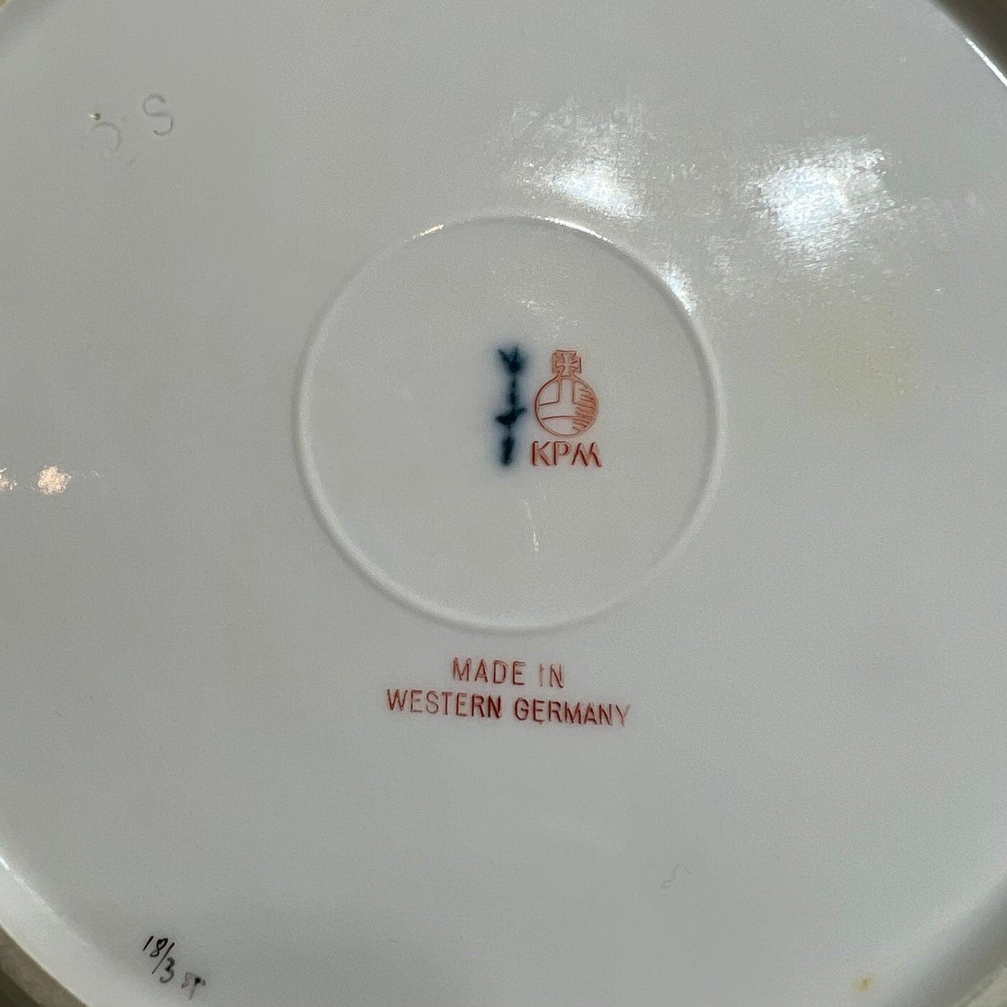 Estate KPM Germany Set of 12 "Arkadia Gold" Service Plates