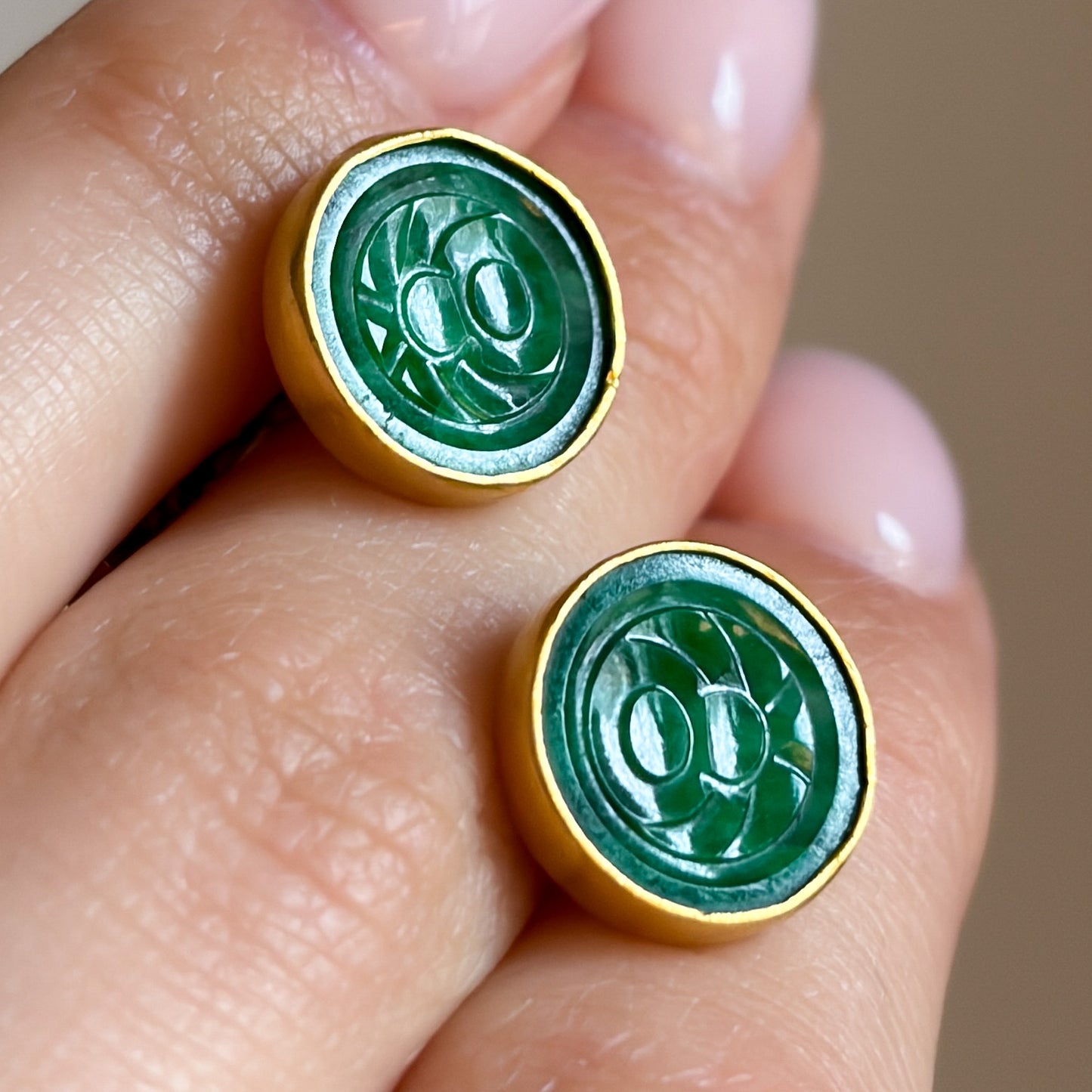 Antique 24kt Gold Deep Apple Green Jadeite Qing Dynasty Double Sided Cufflinks