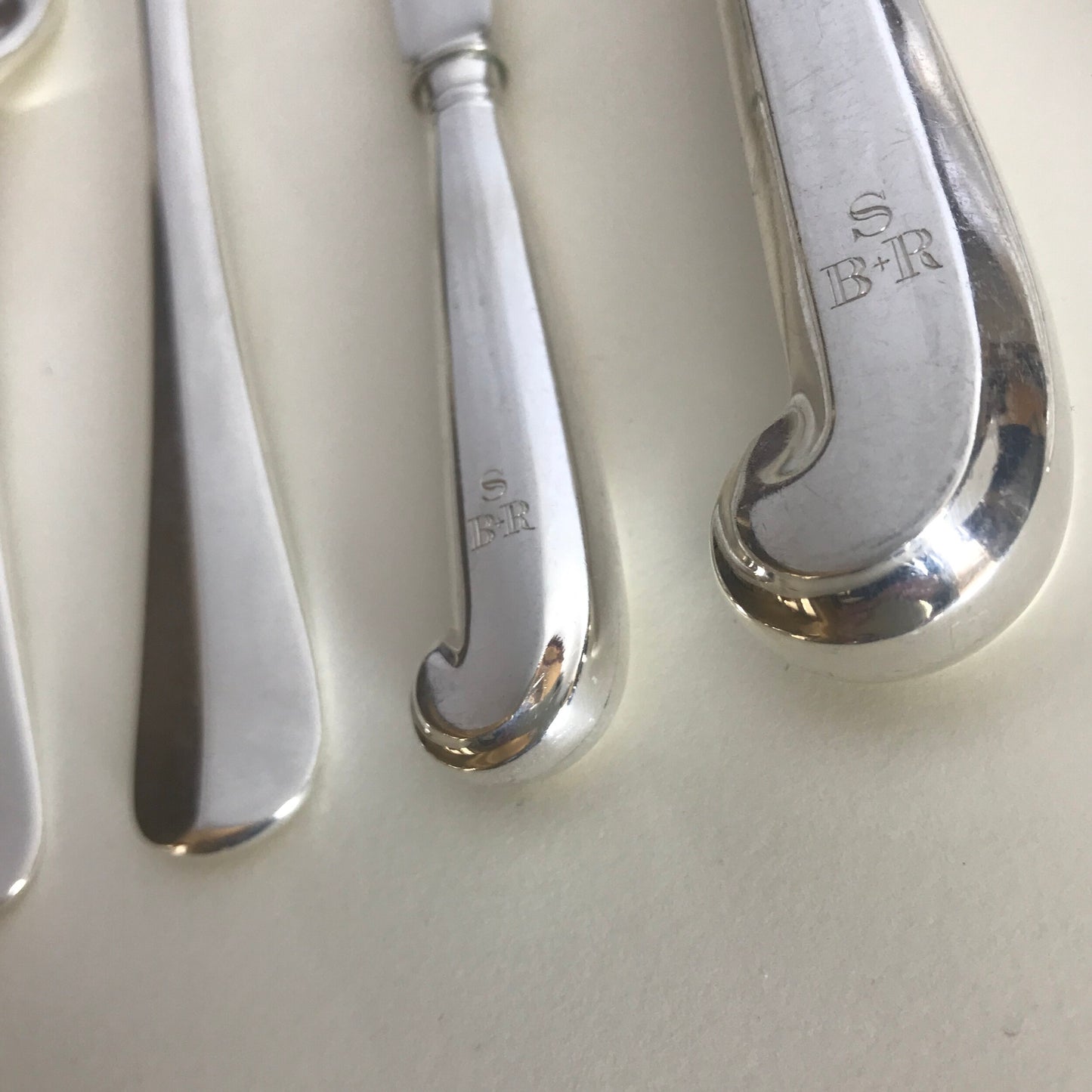 Sterling Silver "Queen Anne" Flatware Service for 12 persons by James Robinson ( 81 )