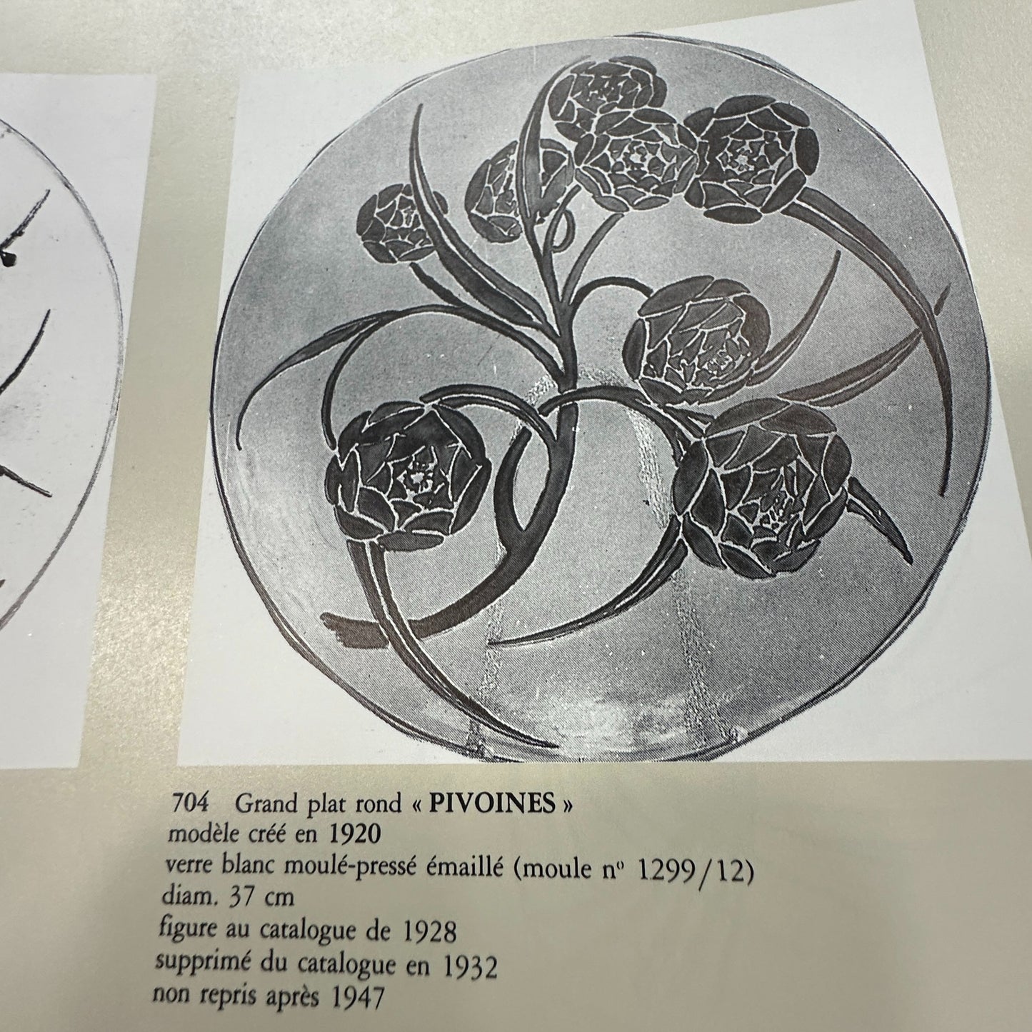 René Lalique Peonies Centerpiece Platter with Tanzanite Colored Blue Flowers