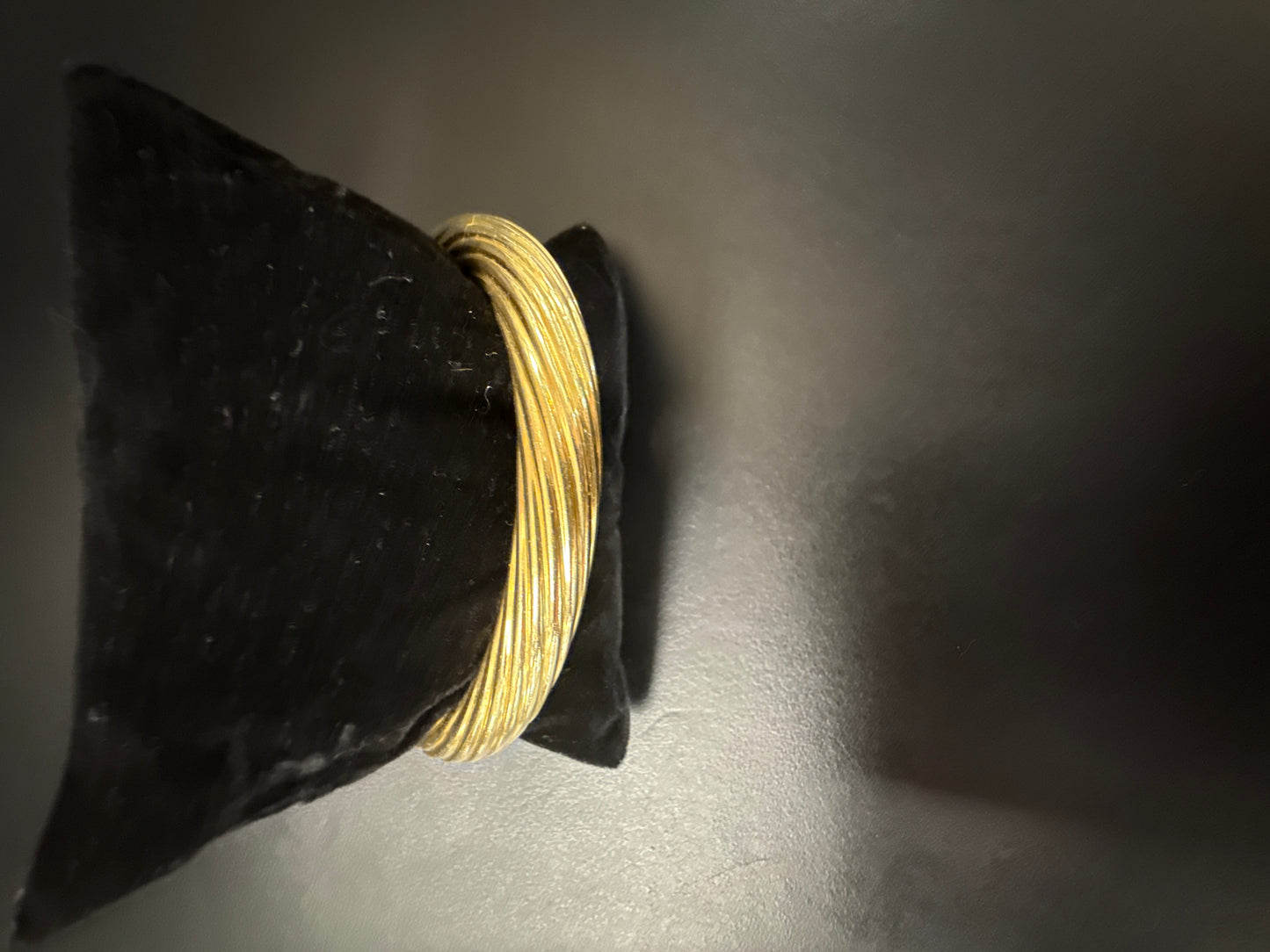 18kt gold heavy bangle 48gr