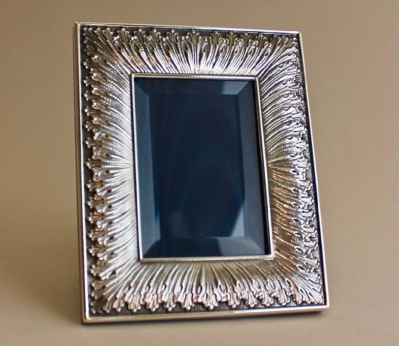 Buccellati Sterling Silver "Linenfold" Picture Frame Small