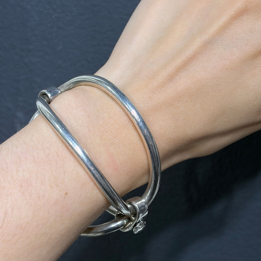 Hans Hansen Modernist Hinged Screw Closure Bangle no 255