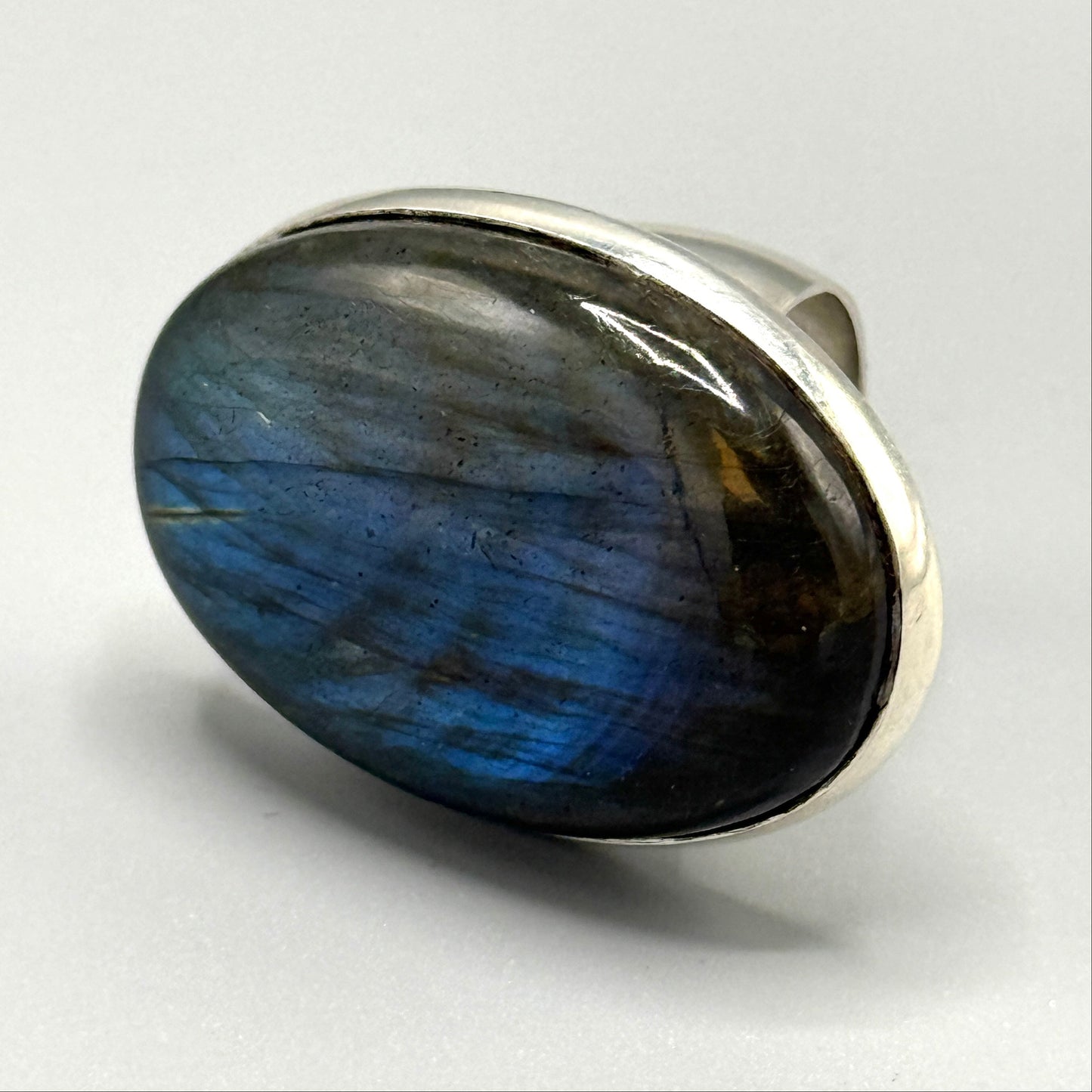 New Sterling Silver Labradorite Oversized Ring