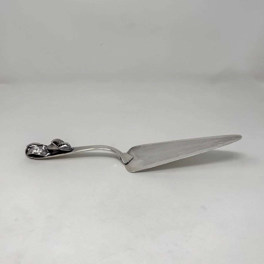 Estate Peer Smed Handwrought Sterling Silver Very Heavy Pie Server "Jack-in-the-Pulpit" (11.25")