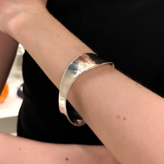 Estate Bonnet Sterling Silver Modernist Wavy Bangle Bracelet