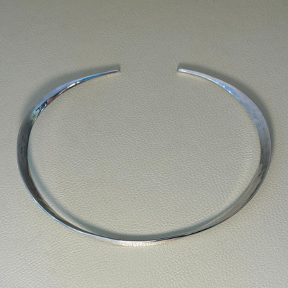 Estate David Andersen Sterling Silver Hand Wrought Modernist Neck Ring by Uni David-Andersen