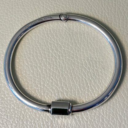 Estate Gucci Sterling Silver Hinged Bangle Inlaid with Rectangular Green Enamel and Screw Clasp by Piero Nutini