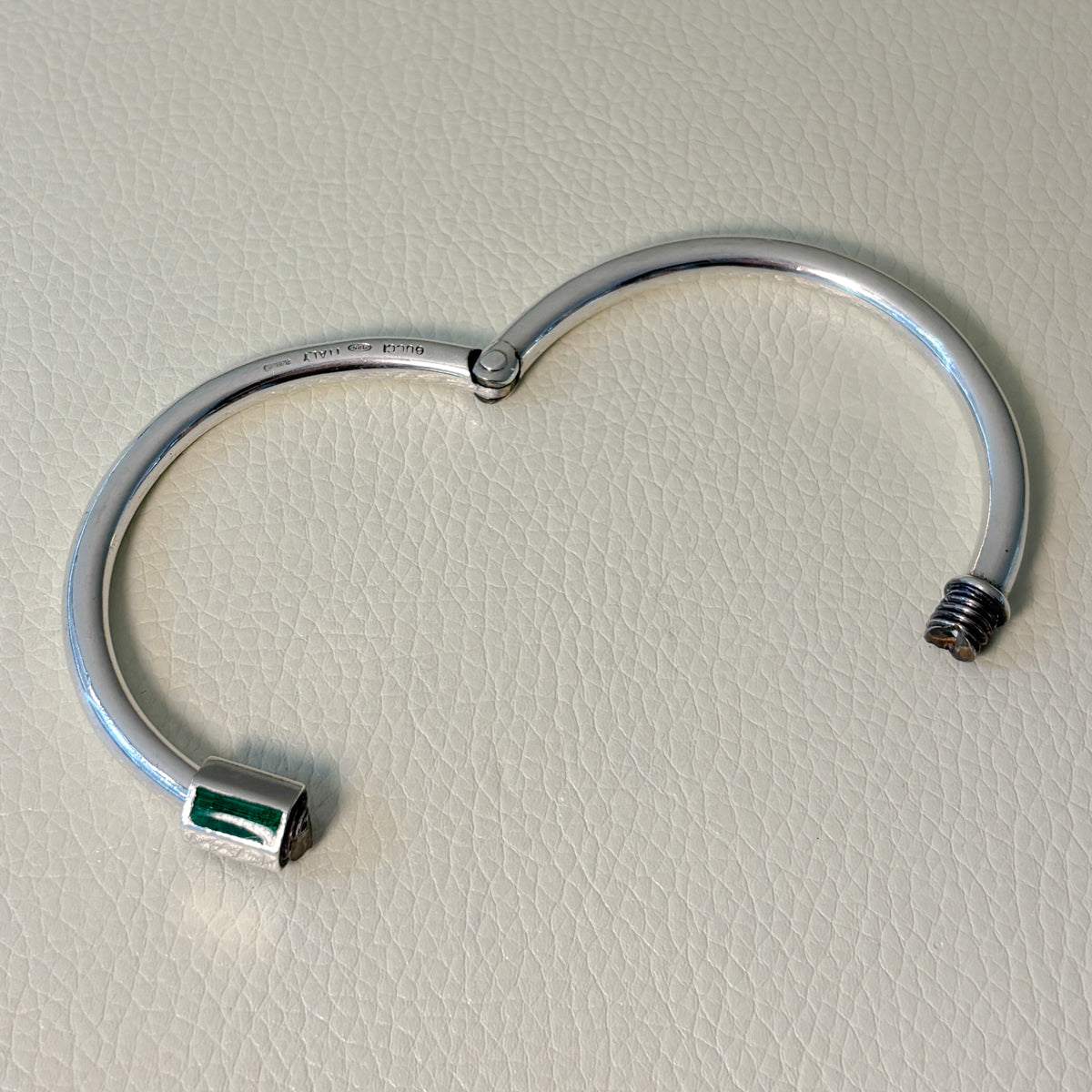 Estate Gucci Sterling Silver Hinged Bangle Inlaid with Rectangular Green Enamel and Screw Clasp by Piero Nutini