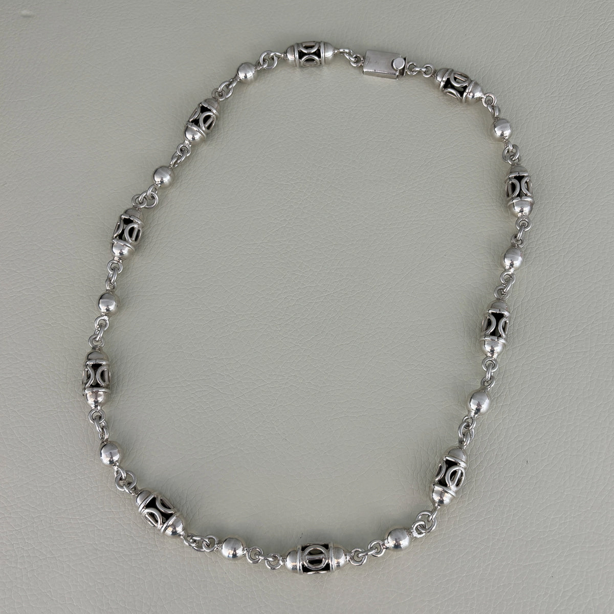 Estate Mexican Sterling Silver Heavy Openwork Beaded Necklace