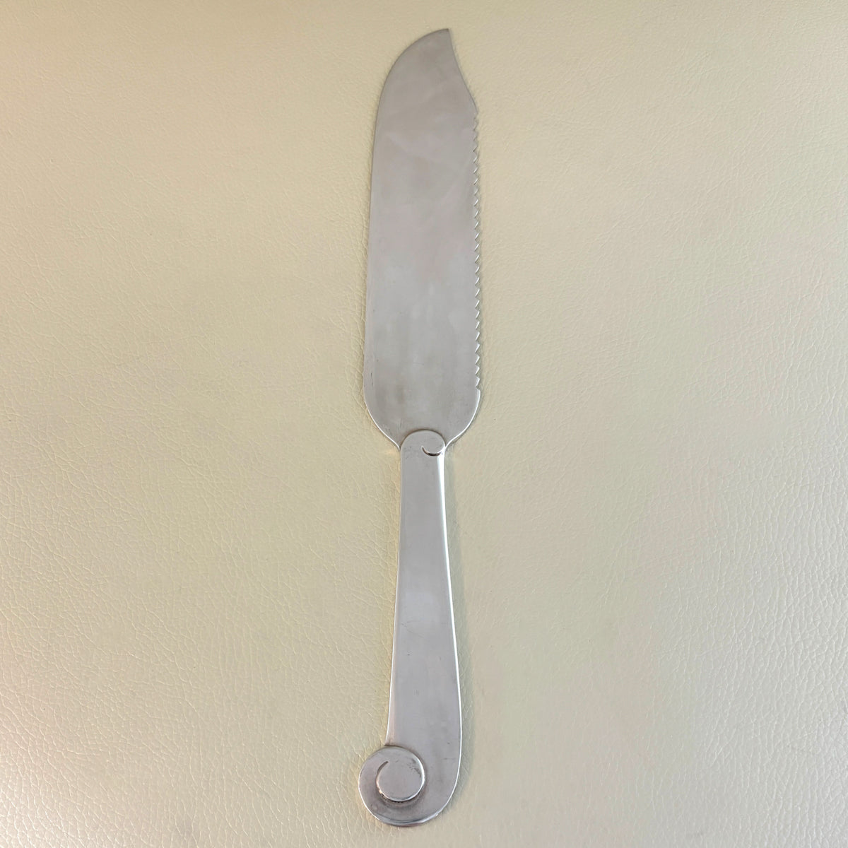 Estate Porter Blanchard Sterling Silver "Modern Scroll" Serrated Cake Knife