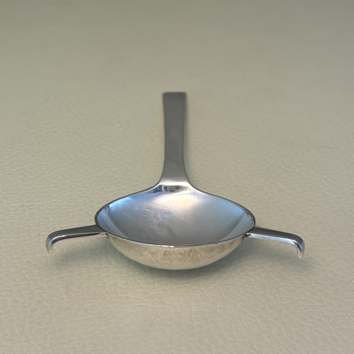 Estate Porter Blanchard Sterling Silver "Modern Scroll" Tea Bag Holder