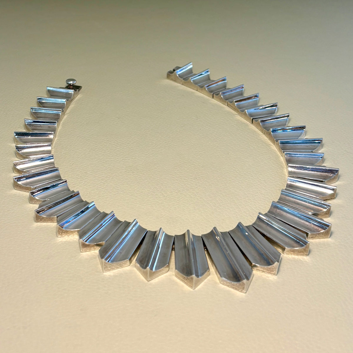 Estate Taxco Sterling Silver "Zig Zag" Heavy Necklace in the Style of Antonio Pineda