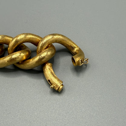 Estate 18kt Gold Textured Curb Large Link Bracelet by UNOAERRE