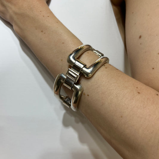 French Retro Bold 3 Link Bracelet with Buckle Links