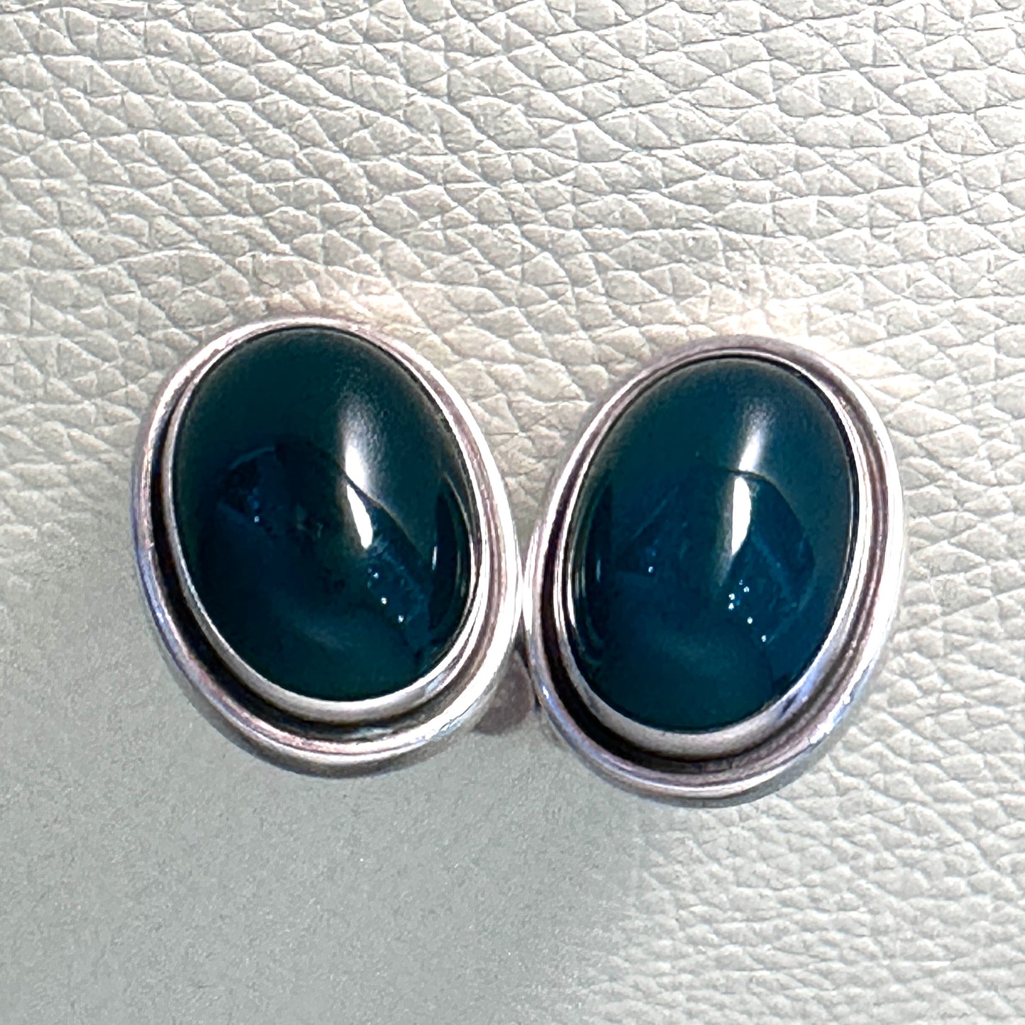 Esate Georg Jensen Sterling Silver Cufflinks with Chrysoprase by Harald Nielsen No 44A