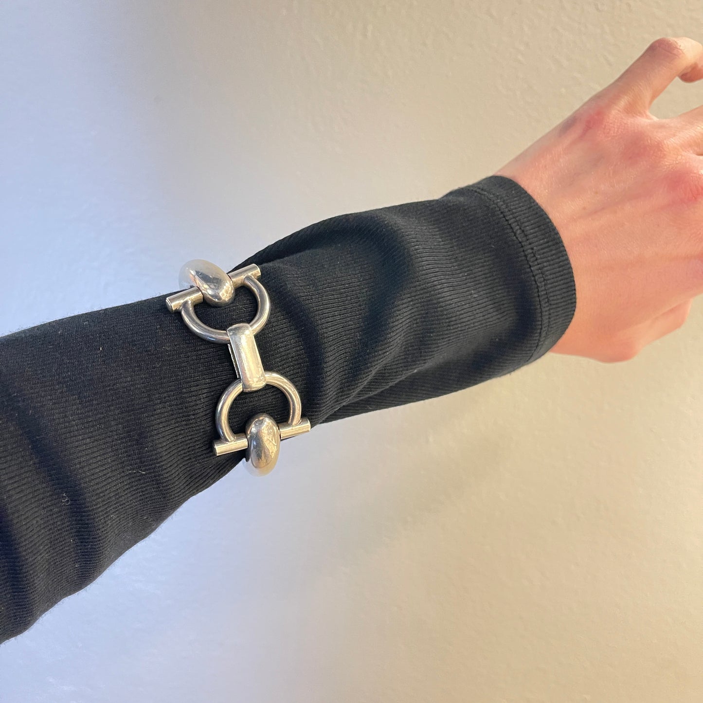 Estate Gucci Sterling Silver Horsebit Bracelet hinged safety clasp