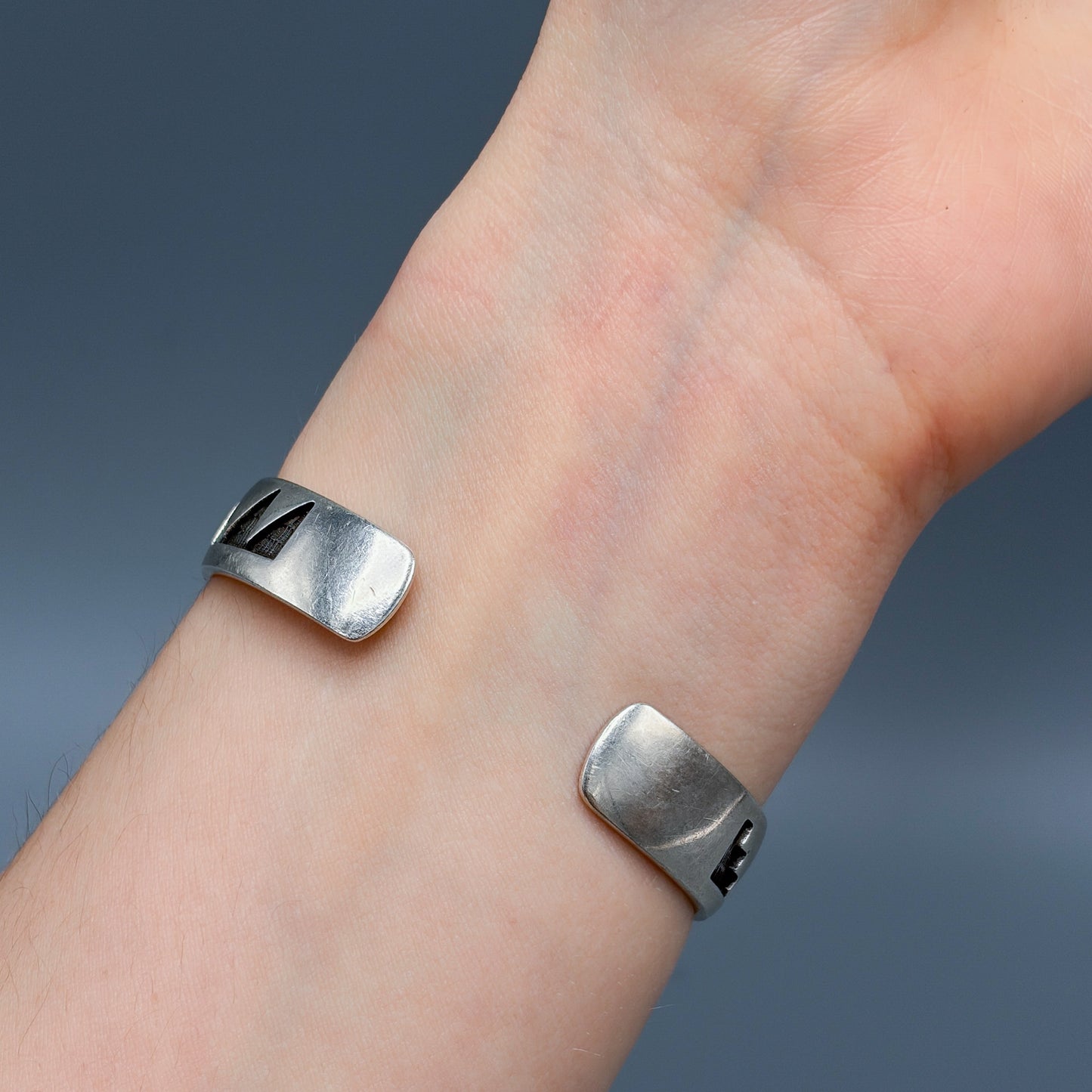 Estate South Western Hopi Native American Silver Cuff