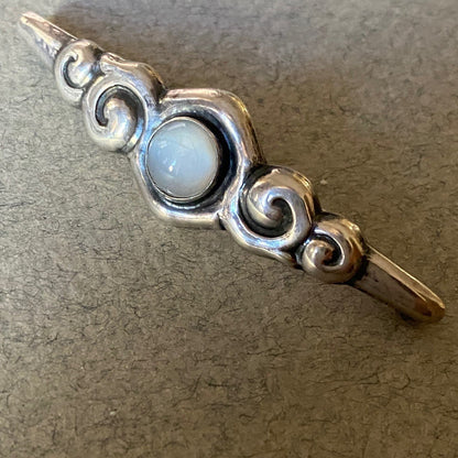 830 Silver Brooch with Moonstone