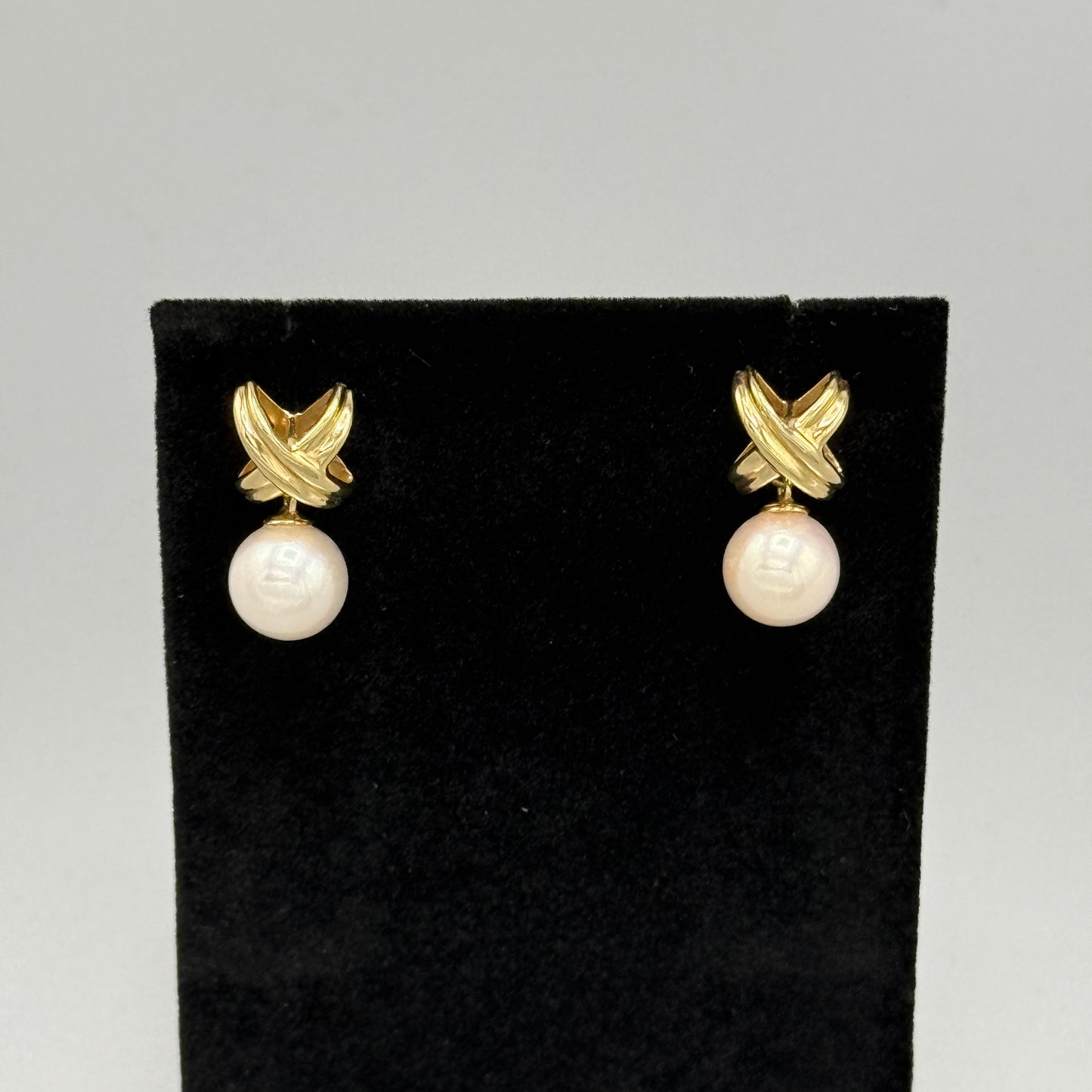 Estate 14KT Gold and Cultured Pearl Drop Post Back Earrings