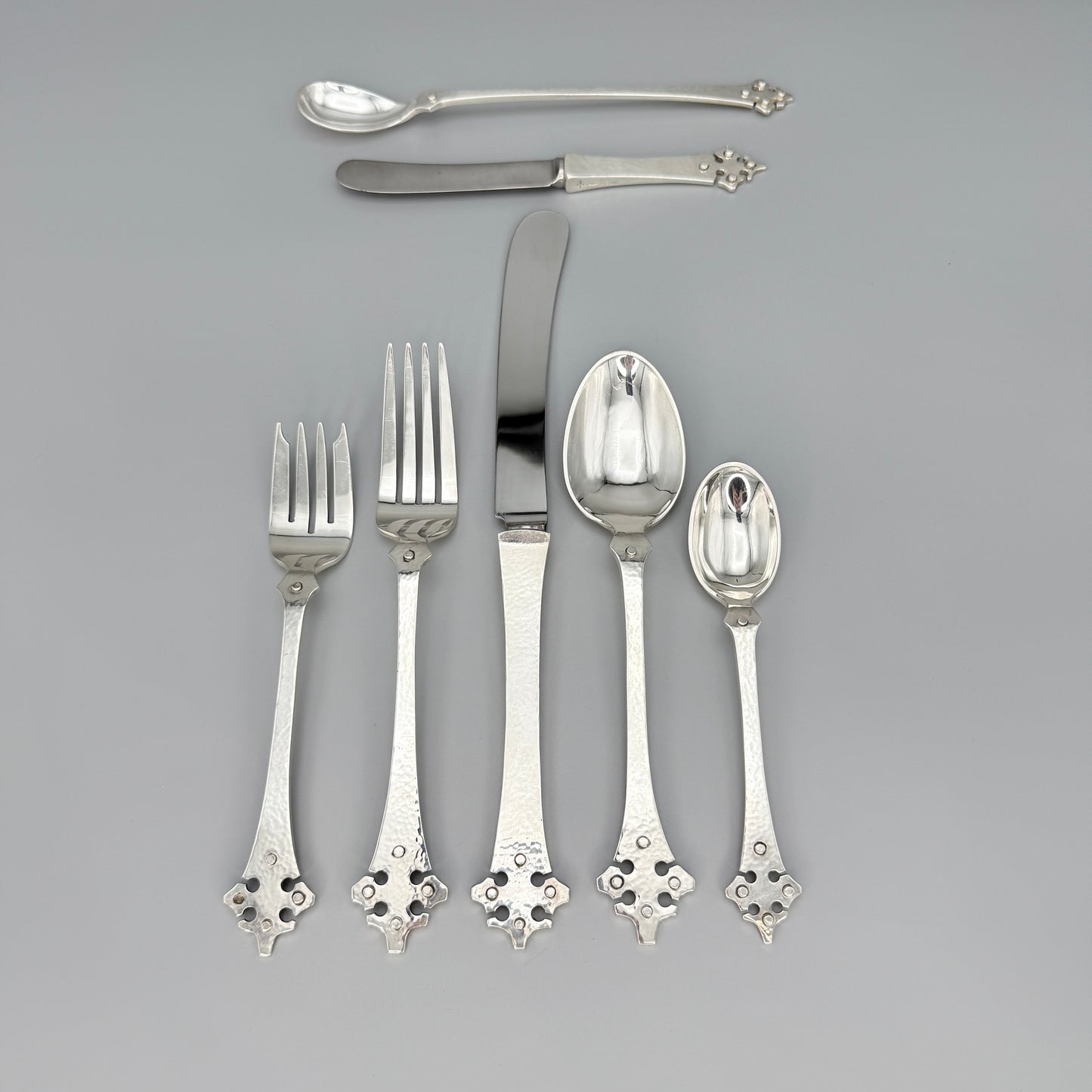 Estate Old Newbury Crafters Sterling Silver Hand Wrought "Crusaders" Pattern