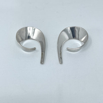 Estate Sterling Silver "Slynge" Circular Ear Cuff by Tone Vigeland