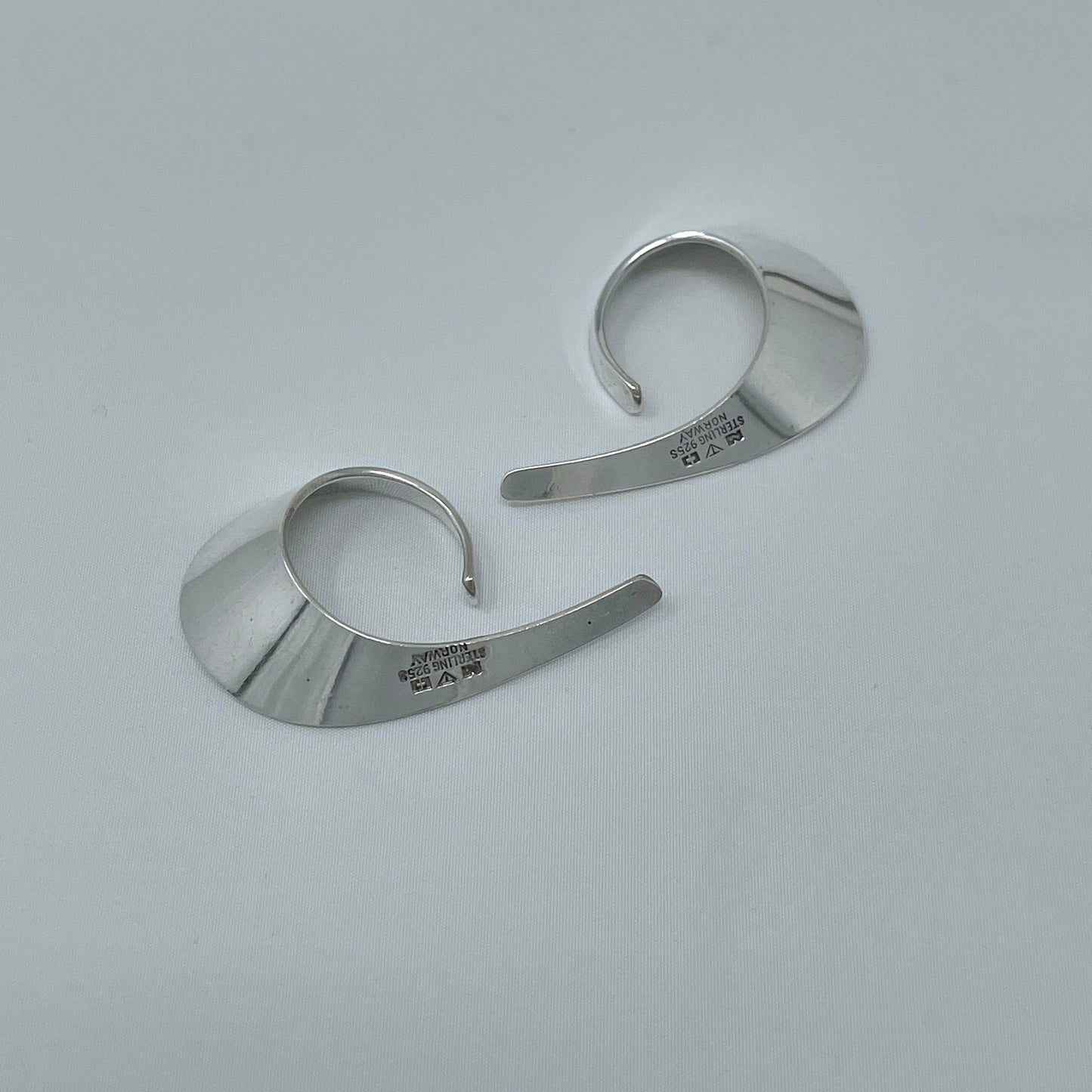 Estate Sterling Silver "Slynge" Circular Ear Cuff by Tone Vigeland