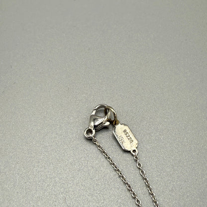 Estate 18KT White Gold Kwiat Contorno Diamond Open Teardrop Pendant Necklace