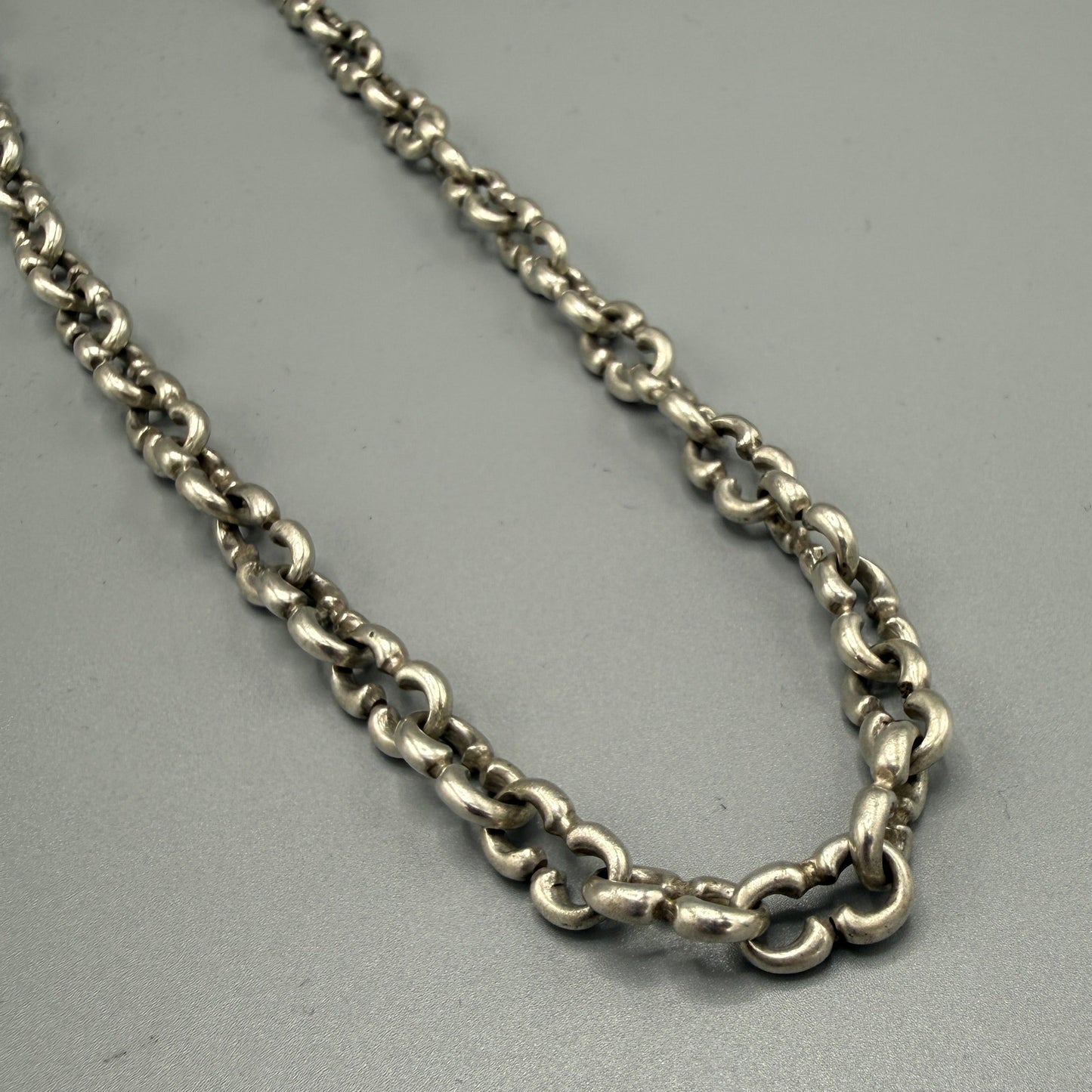 Estate Sterling Silver Figure-8 Chain Necklace