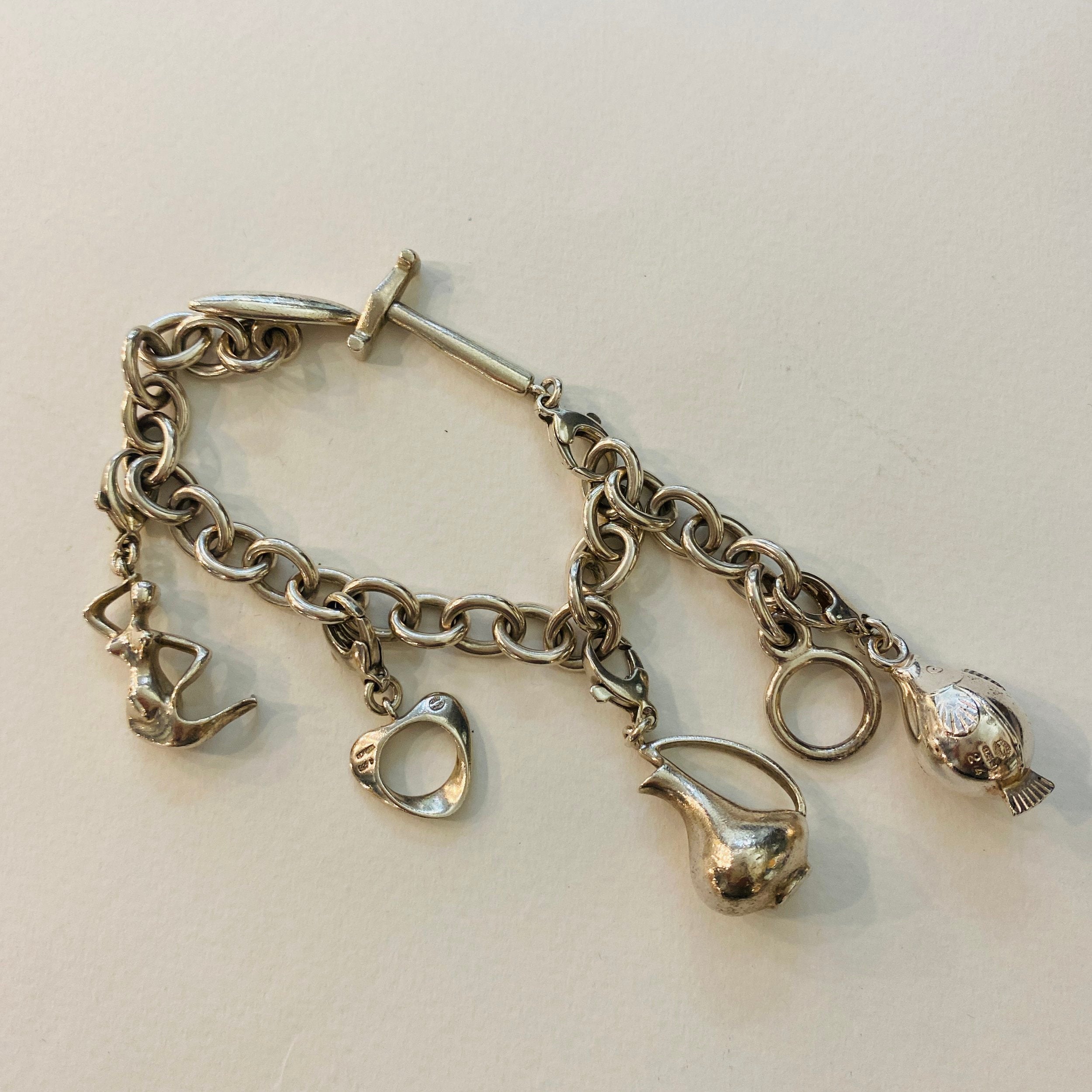 Estate good sterling Bracelet charm