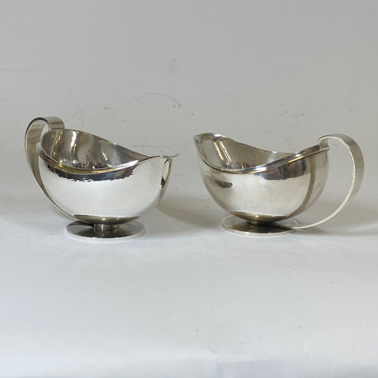 Estate Pair of Georg Jensen Sterling Silver Art Deco Sauceboats by Harald Nielsen No. 761