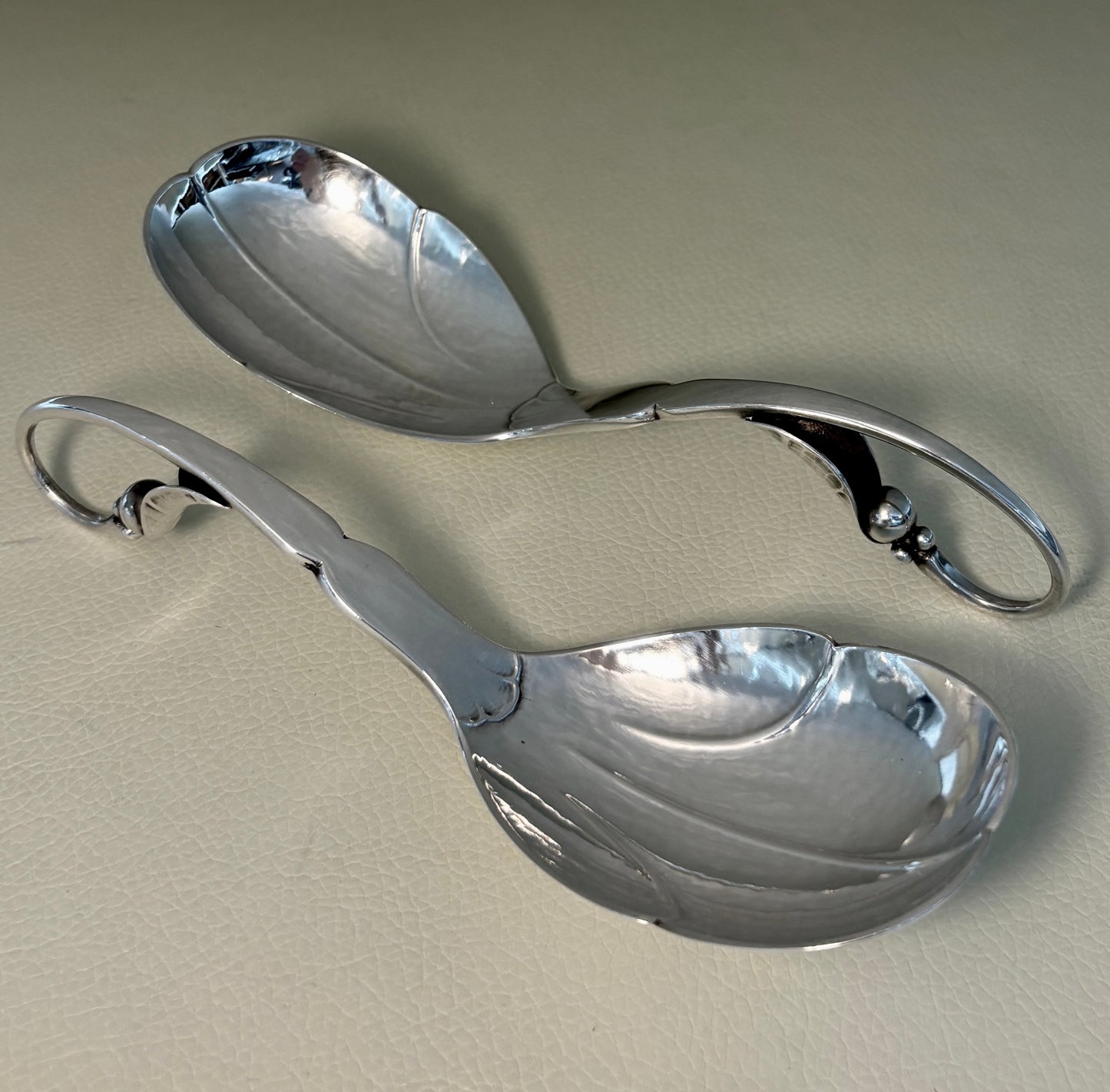 Estate Georg Jensen Sterling Silver Ornamental Serving Spoons Set of 5 in a Fitted Box No 21 & No 141