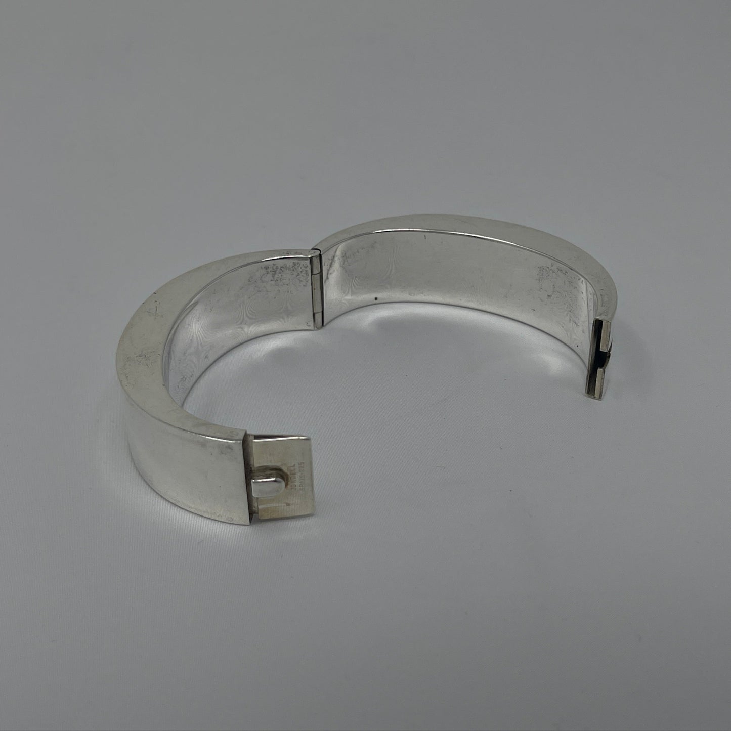 Estate Sterling Silver Wide Oval Bangle by Jondell