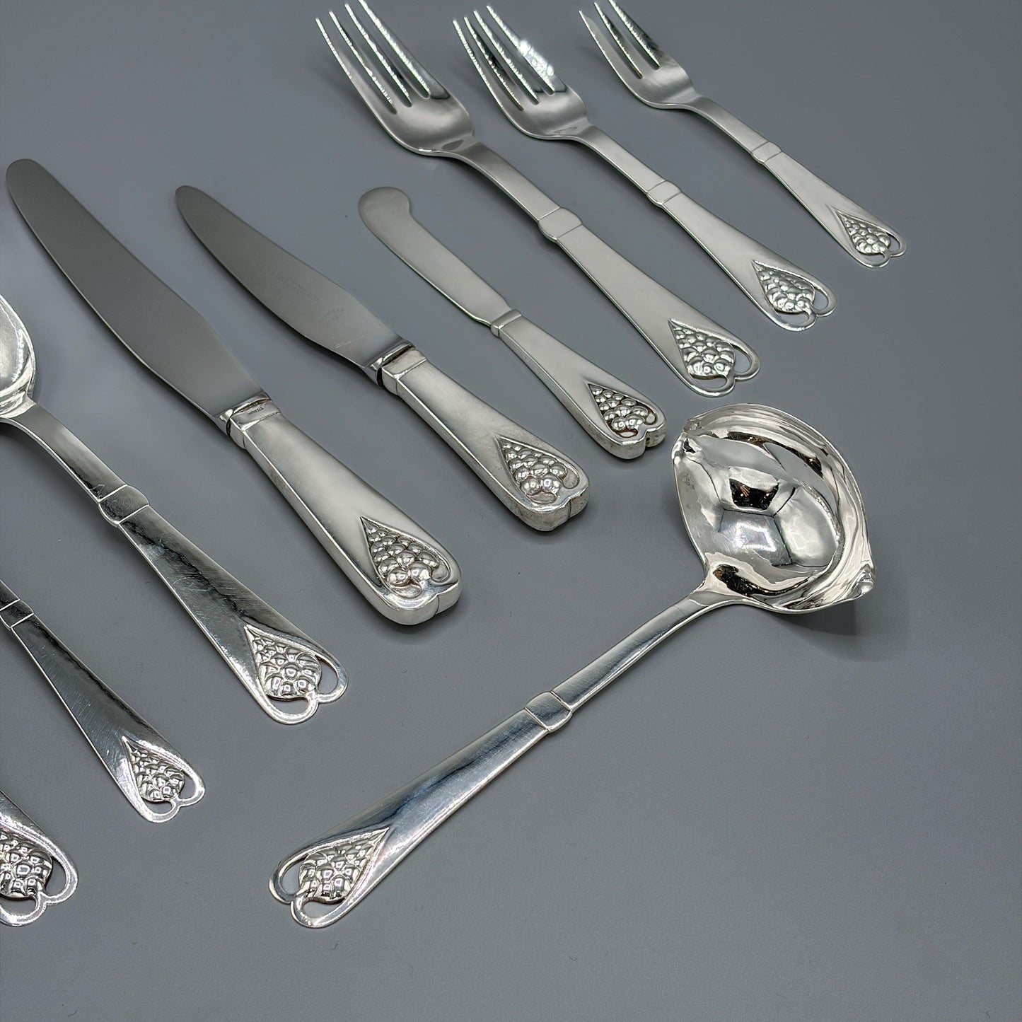 Estate Sterling Silver Flatware Set with Grapes No. 19 By Georg Jensen  129 Pieces