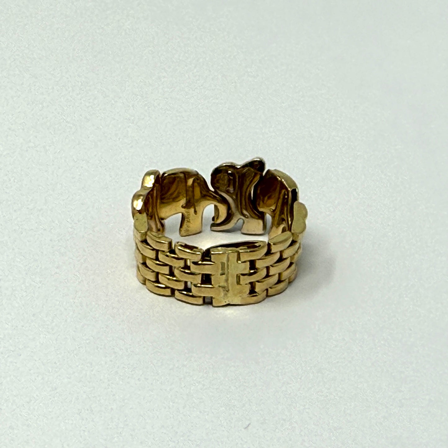 Estate African 18K Yellow Gold Elephant Chain Ring