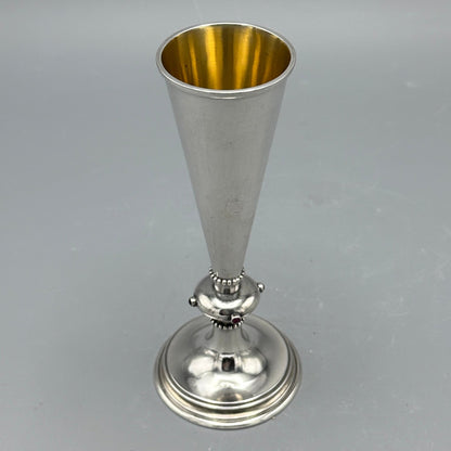 Estate 800 Silver Bud Vase with Carnelian Cabochon