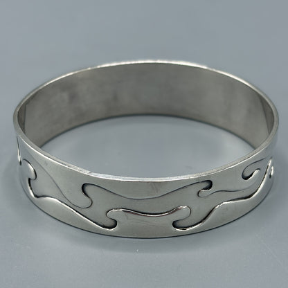 Estate South Western Hopi Silver Overlay Abstract Wave Pattern Bangle
