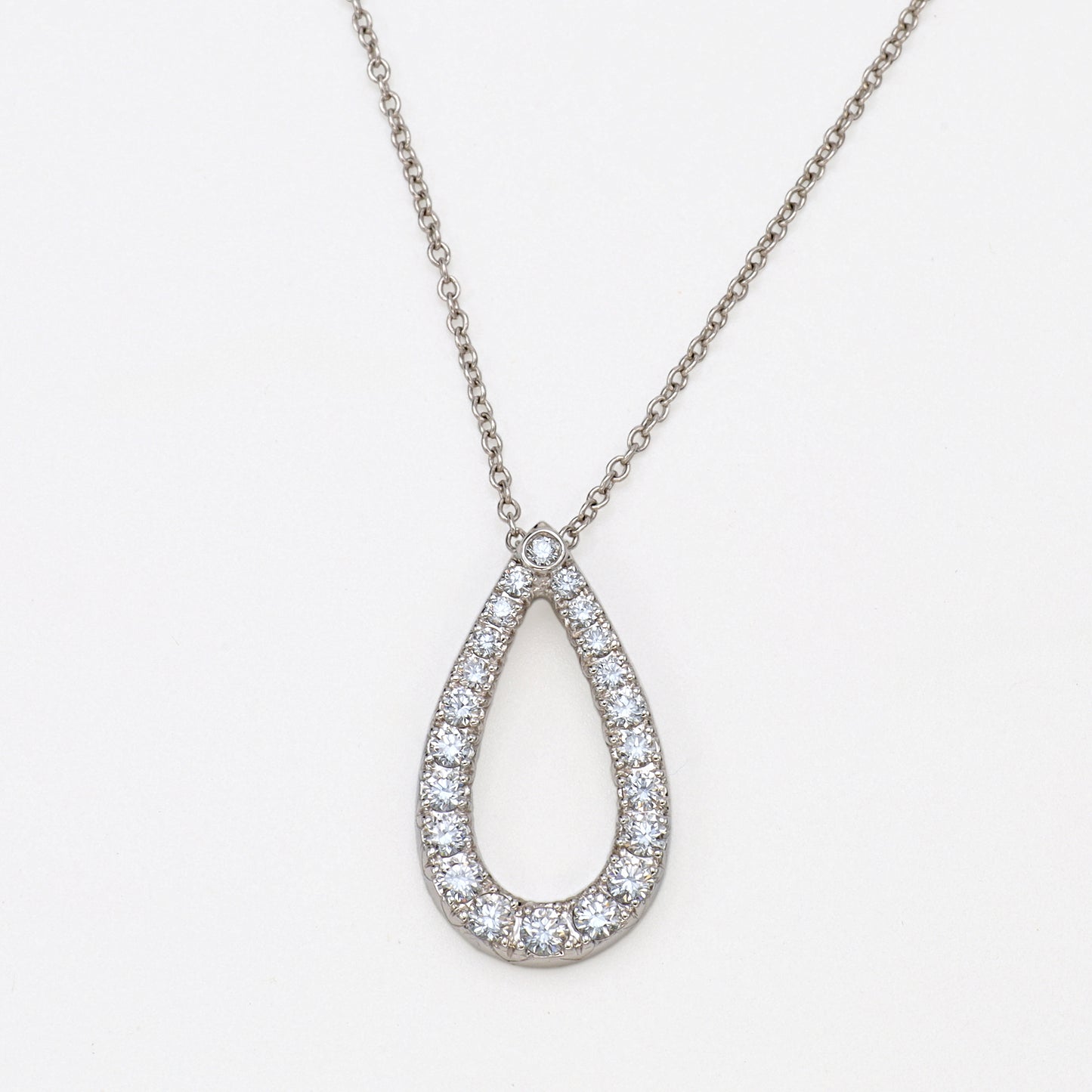 Estate 18KT White Gold Kwiat Contorno Diamond Open Teardrop Pendant Necklace