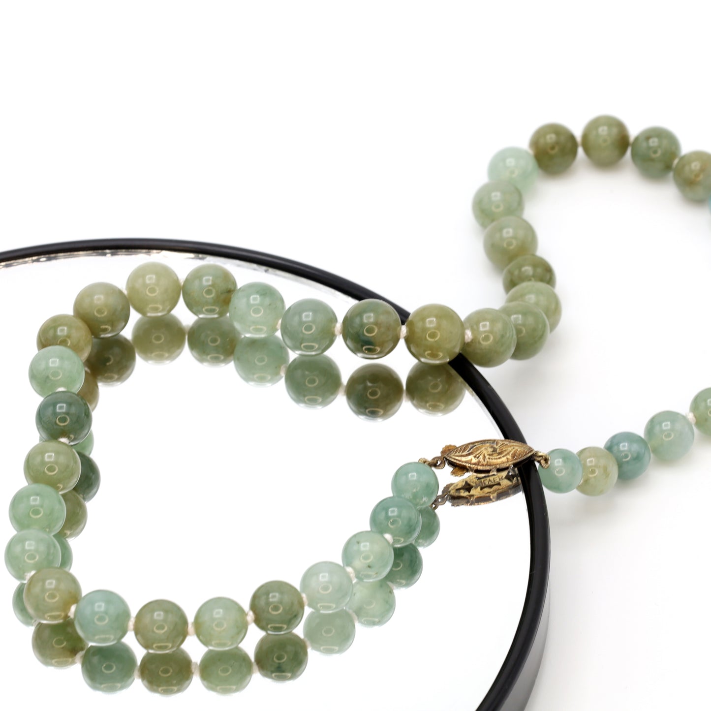 Estate Antique Grey-Green Graduated Jadeite Bead Necklace