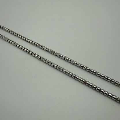 Estate 18kt White Gold Tubular Chain Necklace