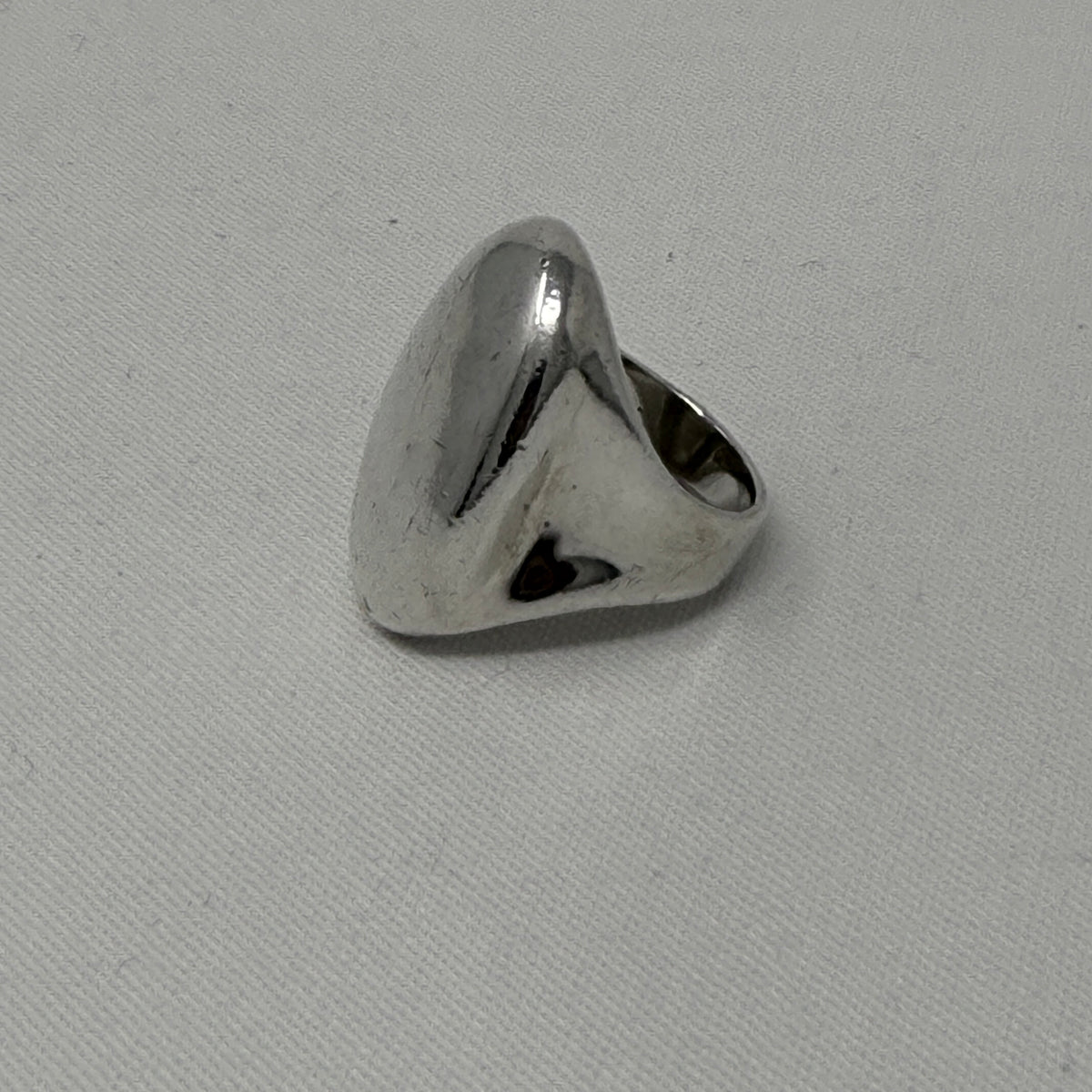 Minas Rings Estate Minas Spiridis Sterling Silver Modernist Oval Ring – Gallery 925