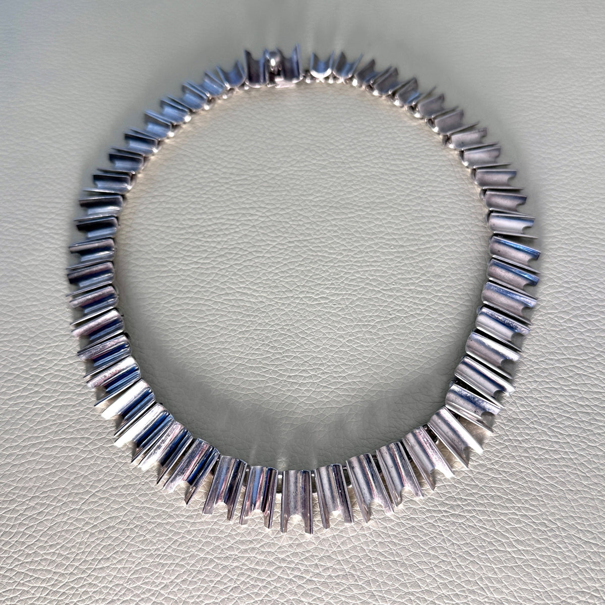 Estate Sterling Silver Taxco Modernist Necklace with Concave  Vintage A or R Muñoz Taxco 925 Sterling Silver Leaf Necklace 17” Handmade Mexico main image 0