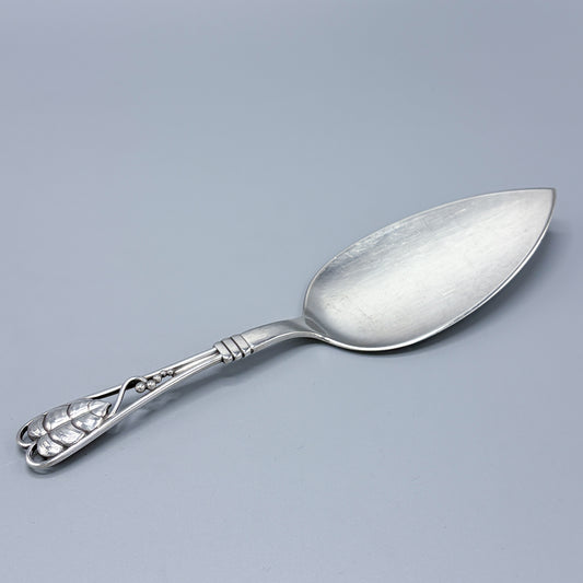 Estate Georg Jensen Sterling Silver Foliate Ornamental Pie Server No 71