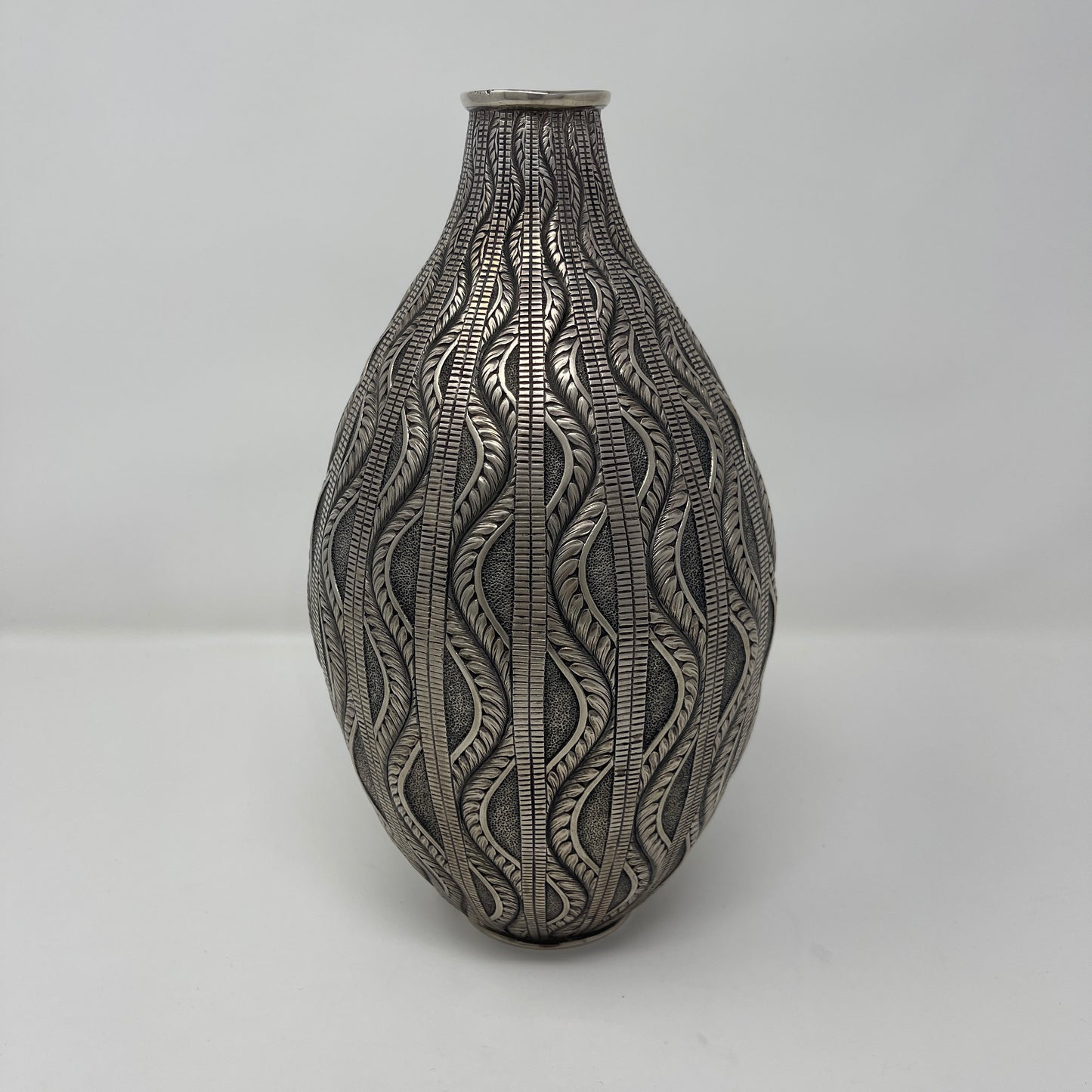 Estate 833 SIlver Portuguese Vase with Art Deco Relief