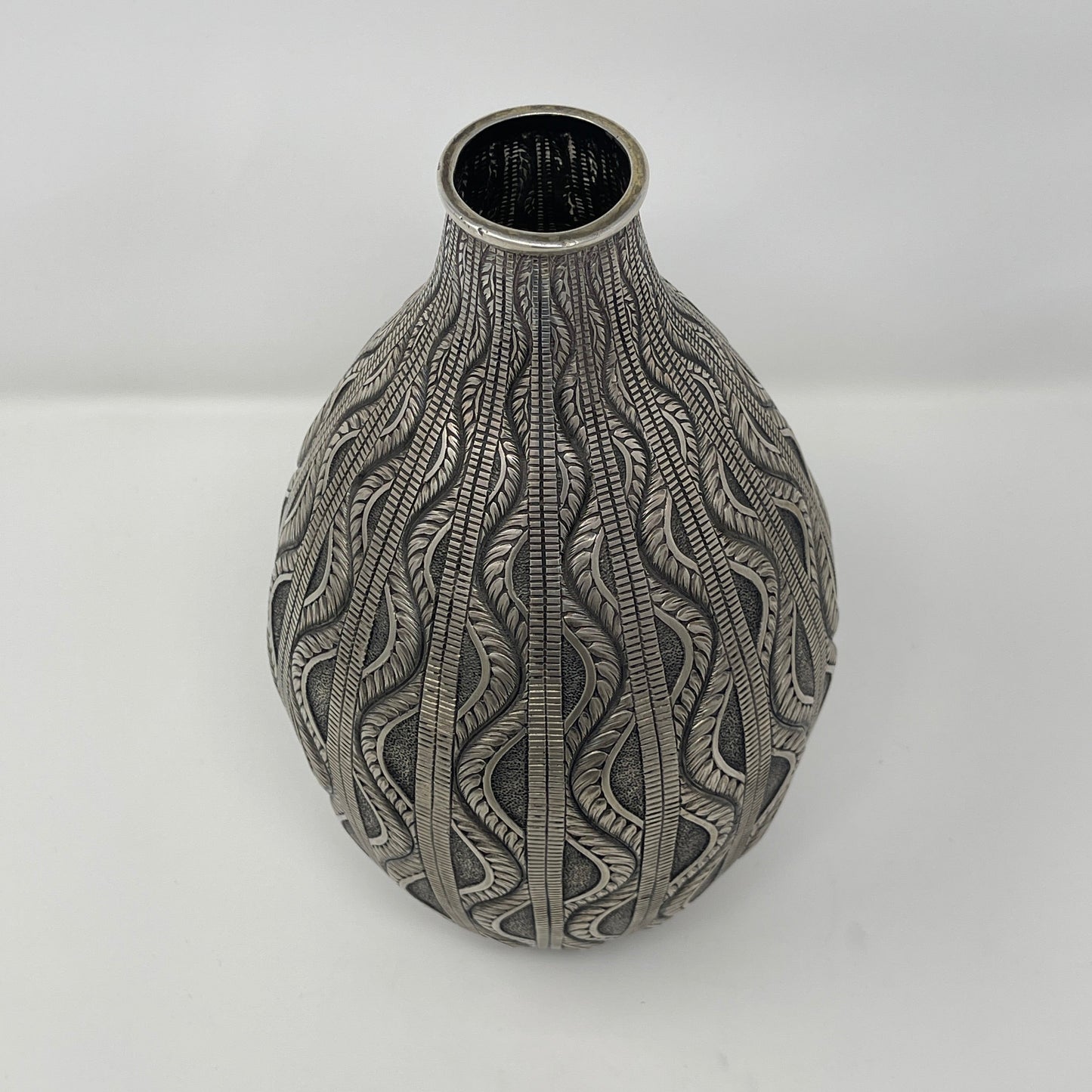 Estate 833 SIlver Portuguese Vase with Art Deco Relief
