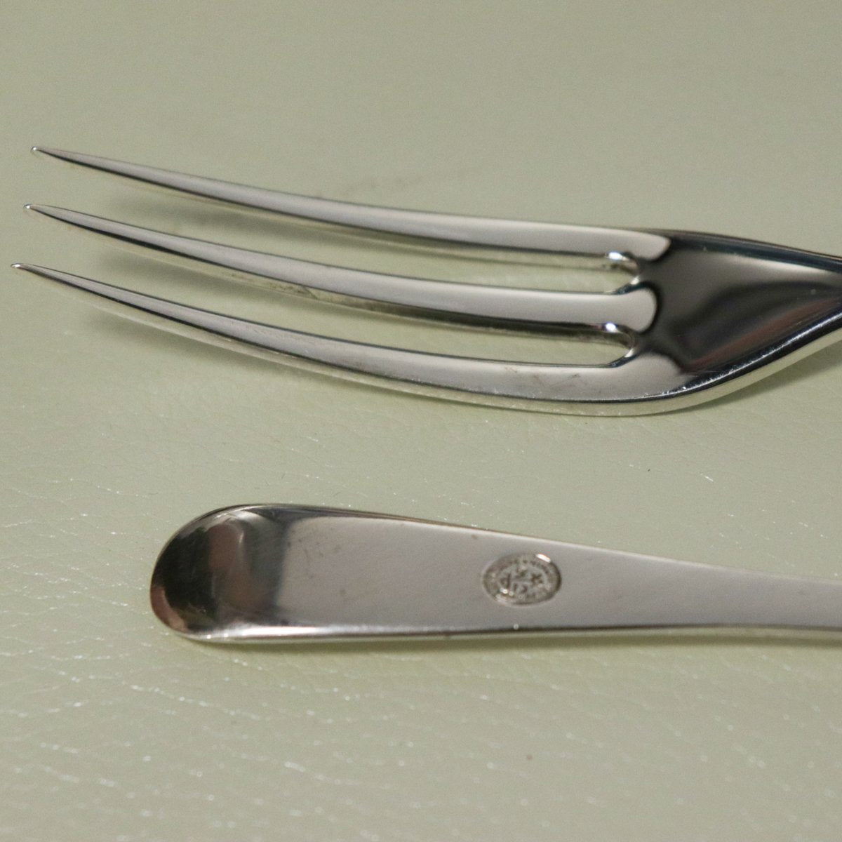 Estate Sterling Silver Queen Anne Williamsburg by Stieff Service of 12