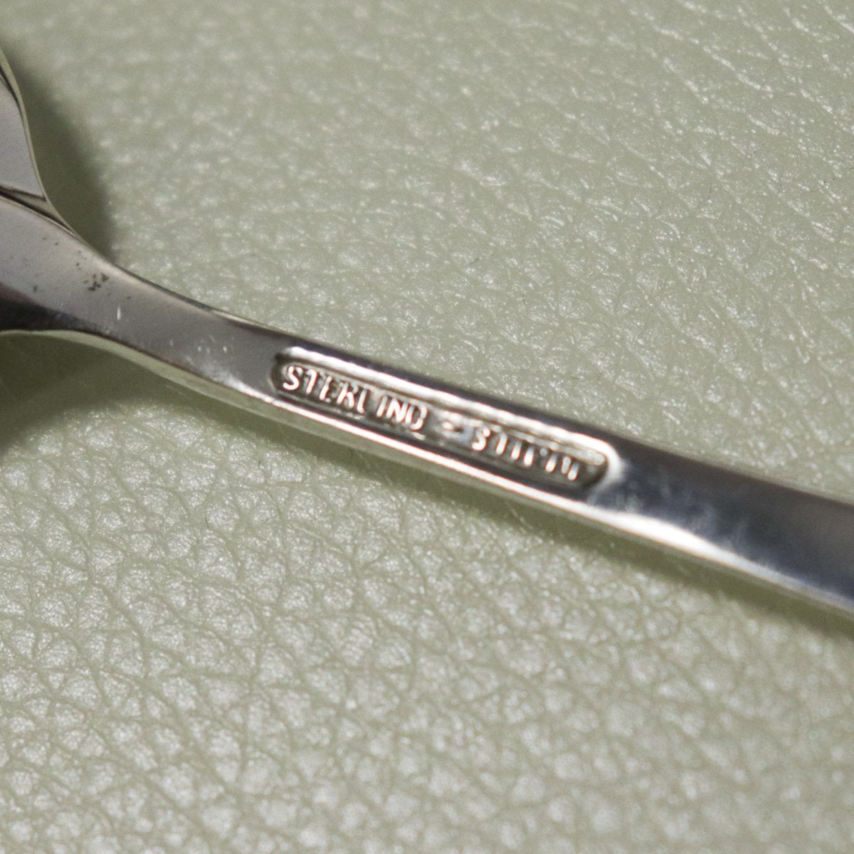 Estate Sterling Silver Queen Anne Williamsburg by Stieff Service of 12