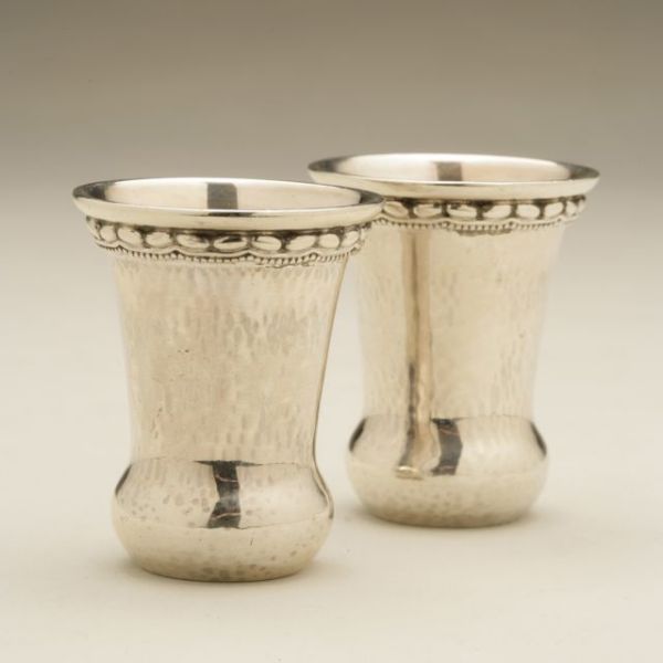 Georg Jensen cups in "Viking" no. 581