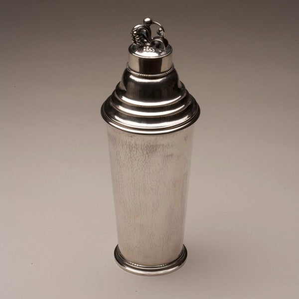 Georg Jensen Sterling Silver Cocktail Shaker No. 462C by Harald Nielsen, Large